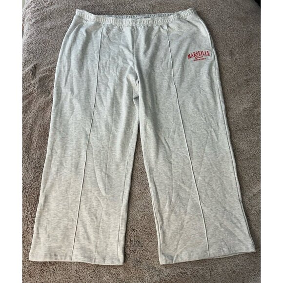 ASOS DESIGN Curve straight leg jogger with Marseille embroidered graphic 2XL - Picture 4 of 16